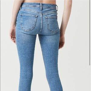 Mid rise push up jeans